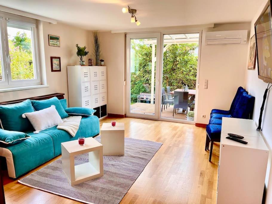 Schoene Wohnung Mit Eigenen Eingang Und Terrasse Gosseling Luaran gambar
