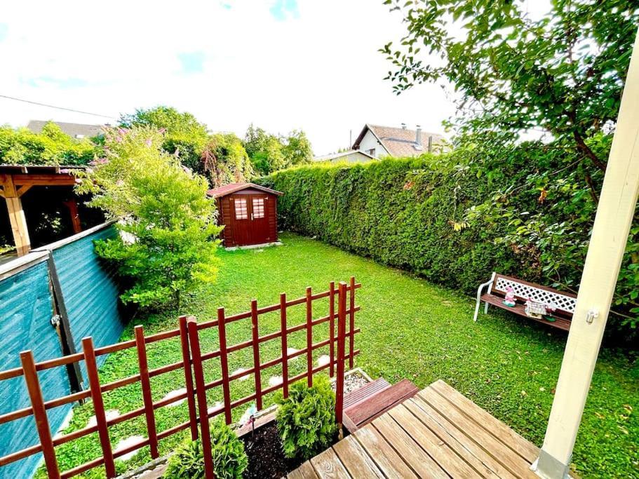 Schoene Wohnung Mit Eigenen Eingang Und Terrasse Gosseling Luaran gambar