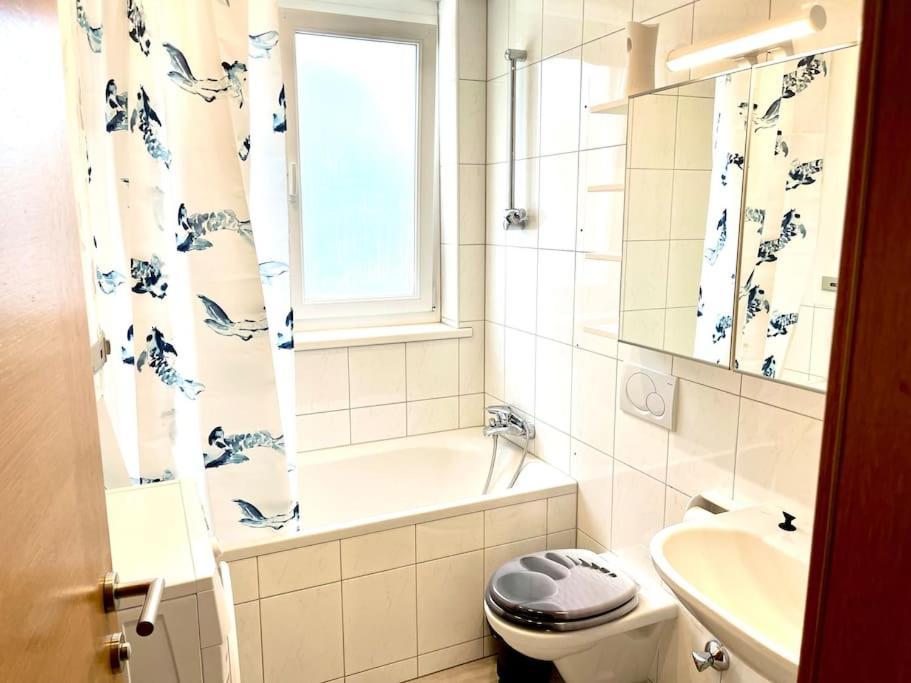 Schoene Wohnung Mit Eigenen Eingang Und Terrasse Gosseling Luaran gambar